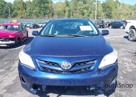 2011 Toyota Corolla S/Le из США, поврежденный, VIN 2T1BU4EE3BC722550